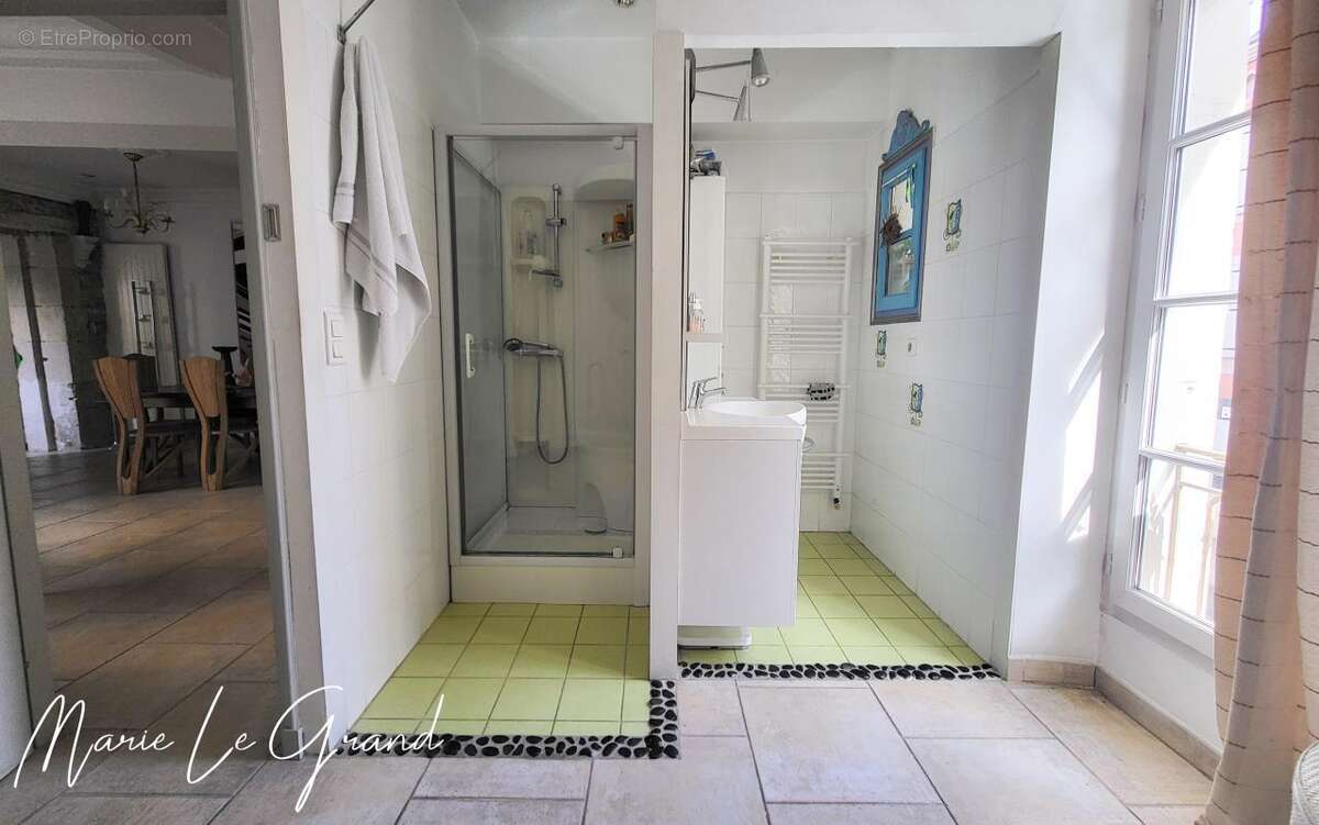 Maison 238 m² à Castres  - photo 7