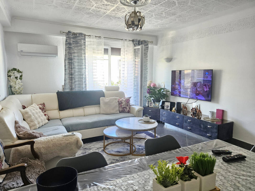 Appartement à VENCE