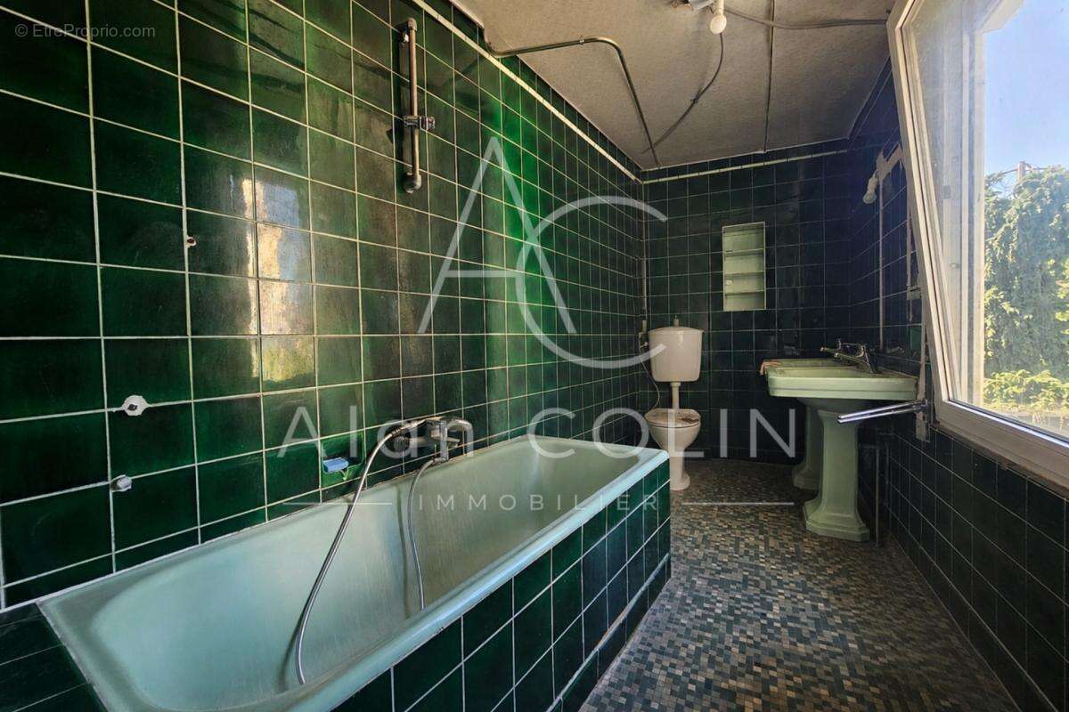 Immeuble de caractère à fort potentiel – 246 m² habitables - Sierck Les Bains - photo 16