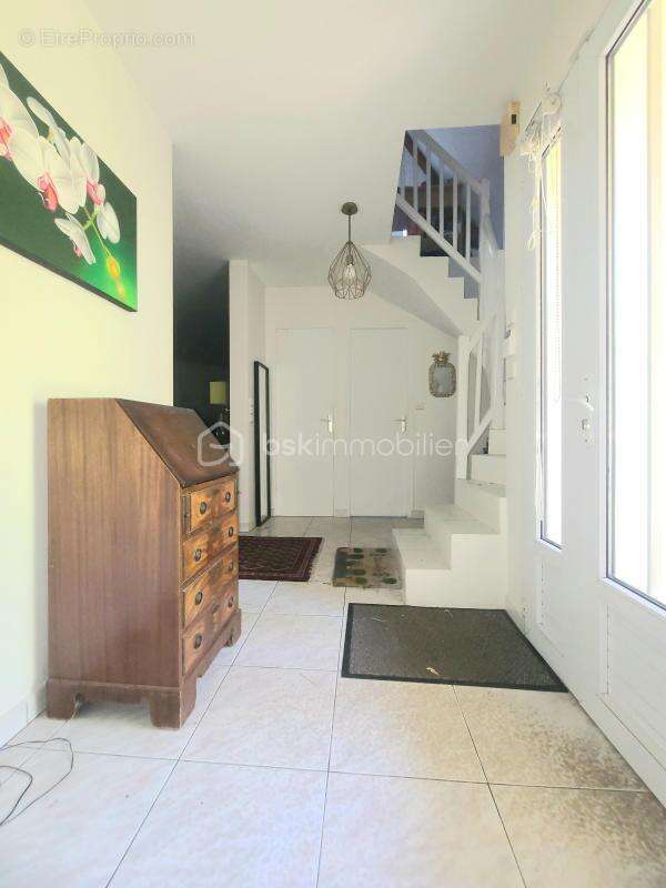 Maison à SAINT-JEAN-DE-BEAUREGARD