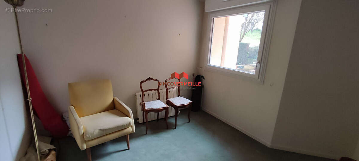 Appartement à LA CELLE-SAINT-CLOUD