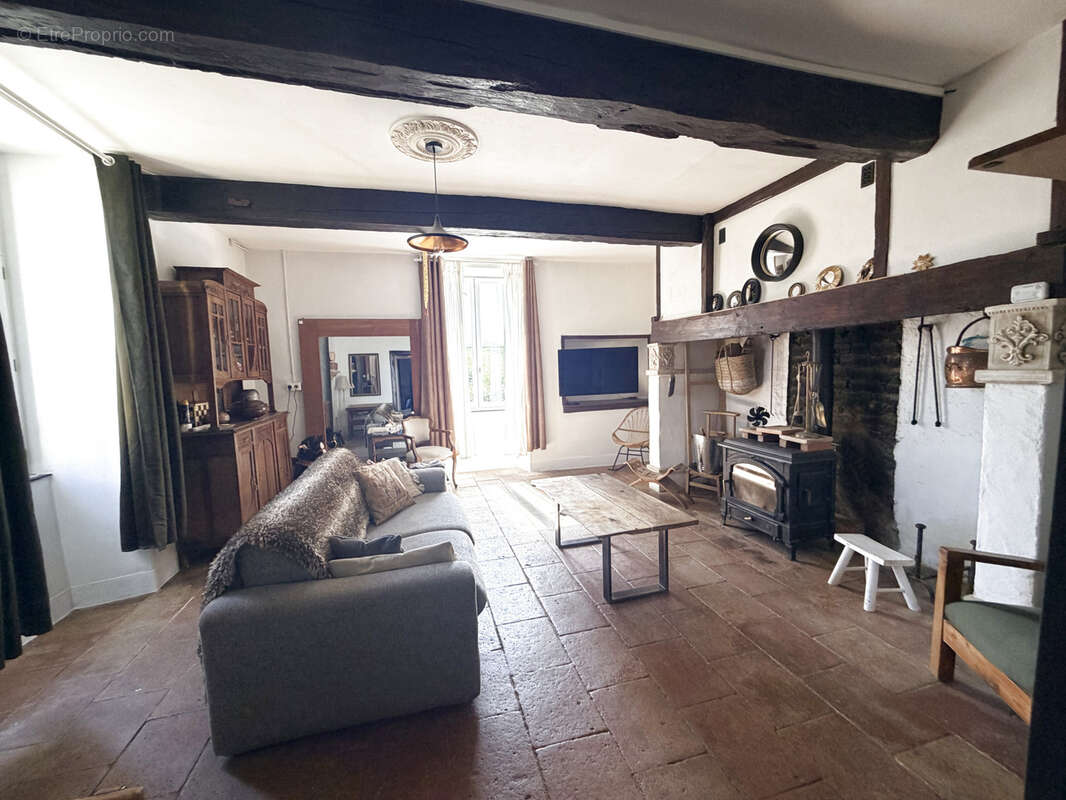 Maison à L'ISLE-EN-DODON