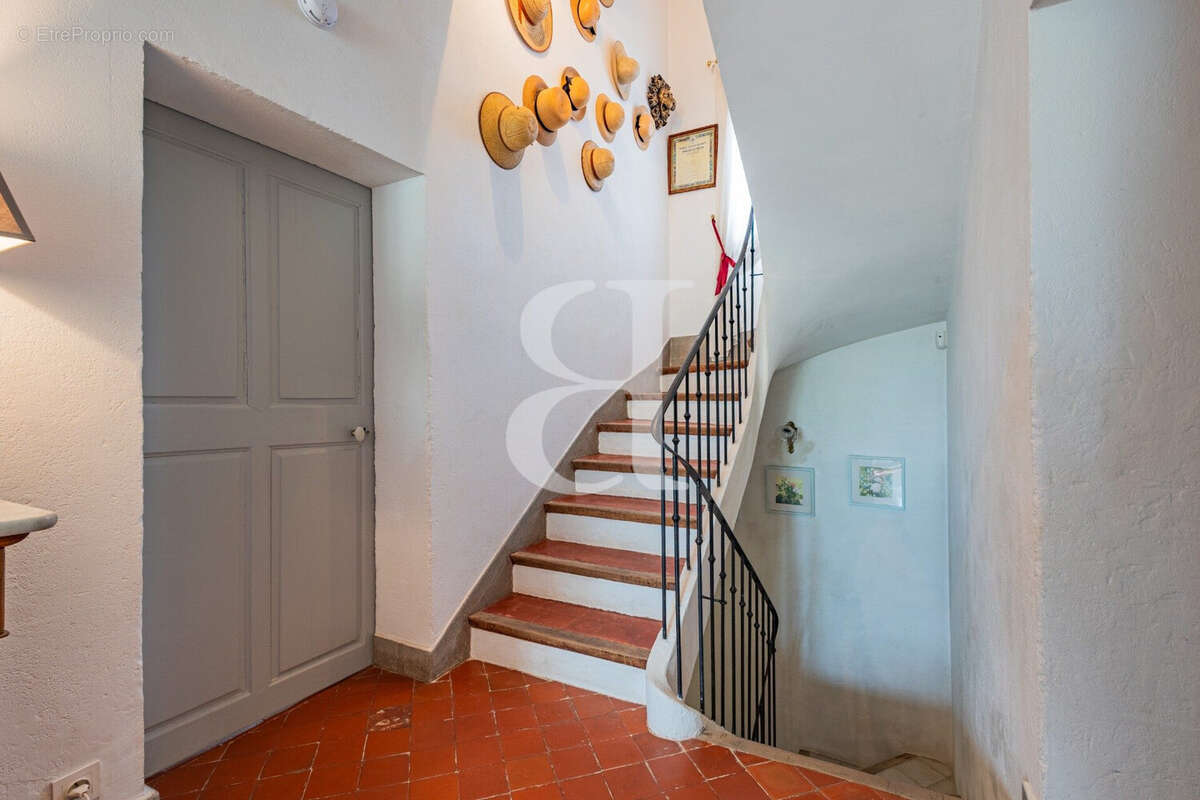 Maison à VAISON-LA-ROMAINE