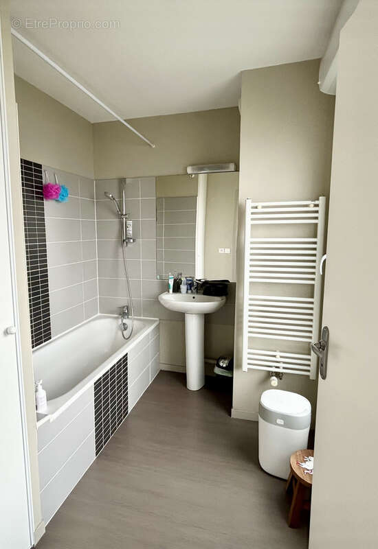 Pavillon à vendre de 70m2 avec jardin à Castelnaudary - photo 3