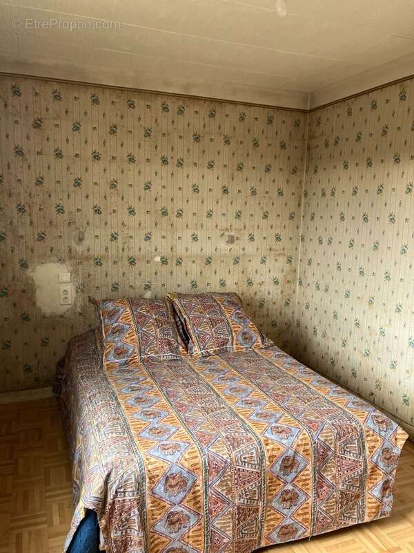 Maison à SAINT-NICOLAS-DU-PELEM