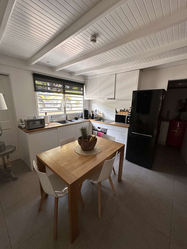 **À vendre : Propriété de 174 m2   Quartier résidentiel de Marigot** - photo 5