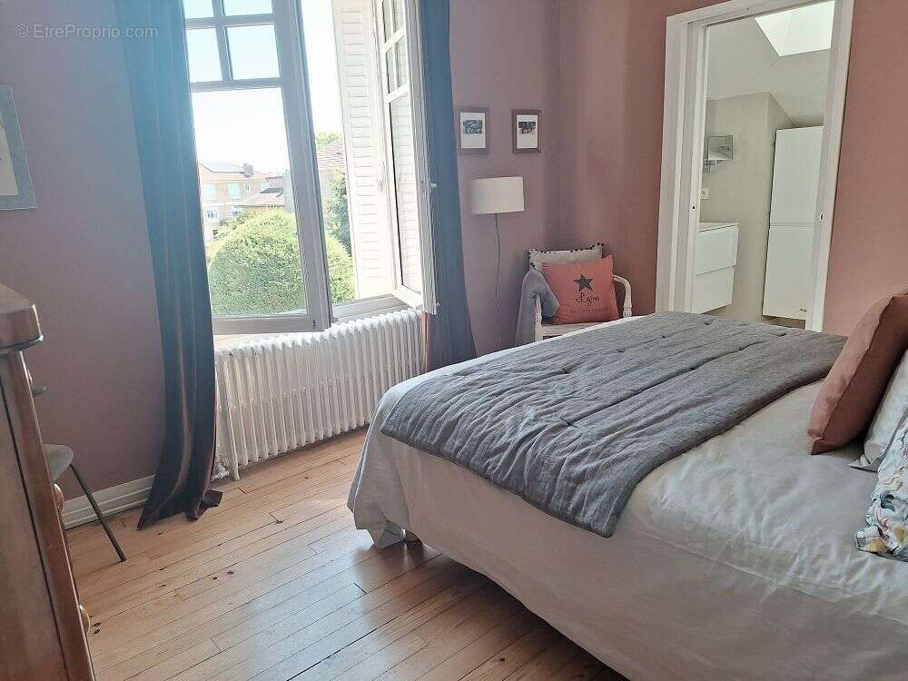 Maison à LYON-5E