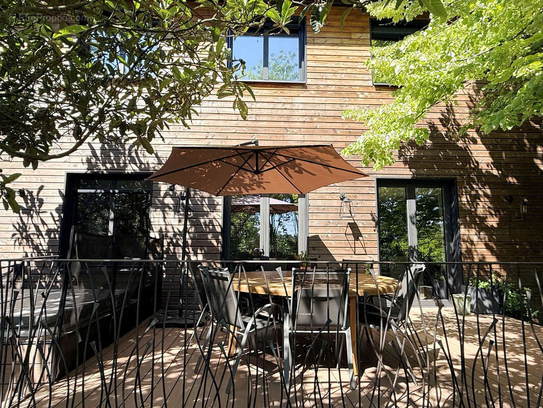 Maison à CALLIAN
