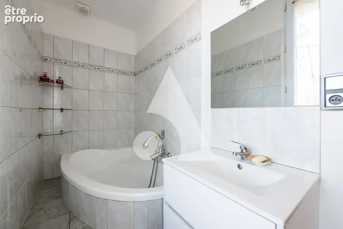 Maison familiale 7 pièces - Champigny-sur-Marne secteur Tremblay - photo 12