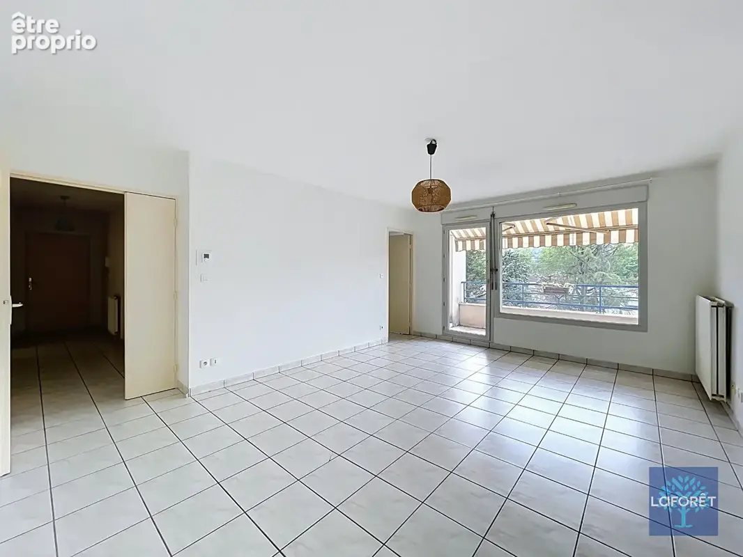 Appartement Neuville Sur Saone 4 pièce(s) 85.5m2 - photo 2