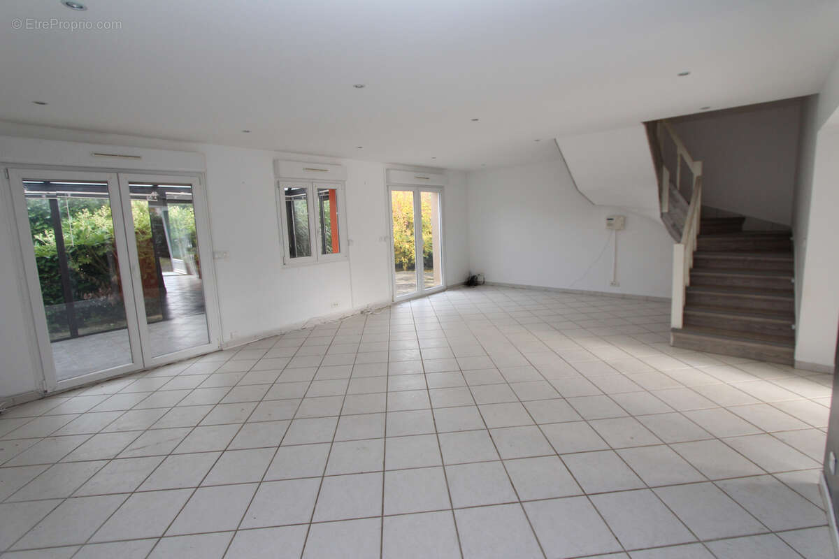 Maison à SAINTE-MARIE-AUX-CHENES