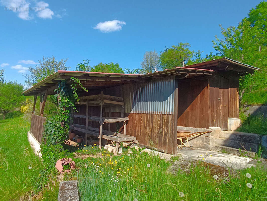 Maison à CAPDENAC