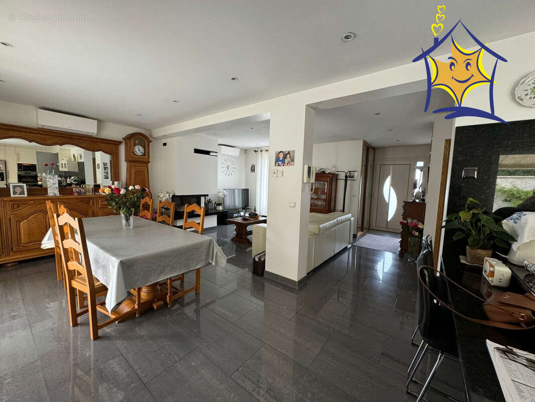 Maison à RIS-ORANGIS