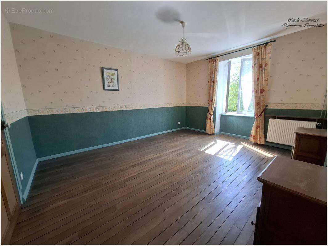 À VENDRE – Maison individuelle 6 pièces avec de beaux volumes et grenier aménageable à Châtenois (88) - photo 8