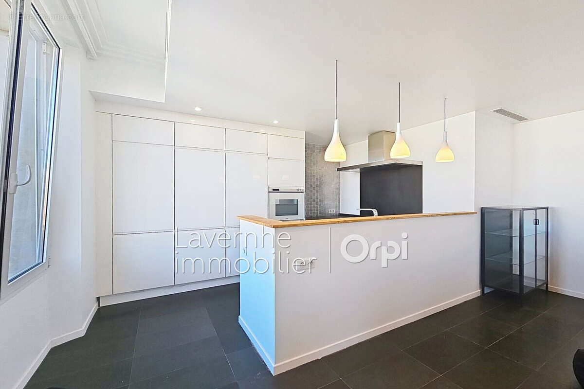 Appartement 72 m² à Antibes  - photo 2