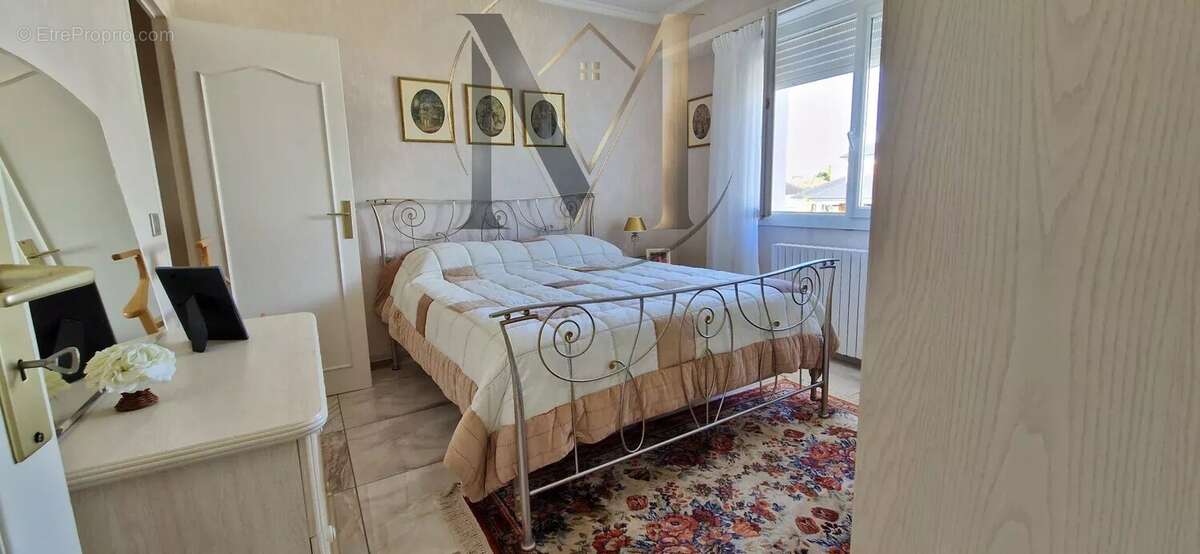 Maison à SAUVAGNON