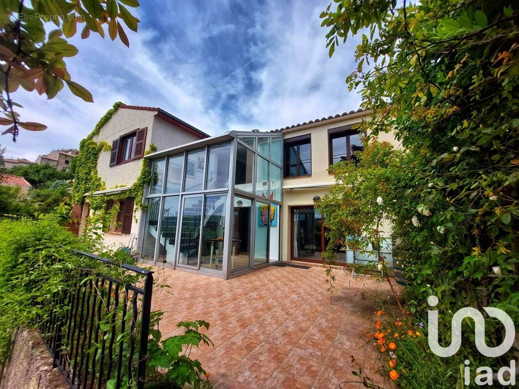 Photo 1 - Maison à COURSEGOULES