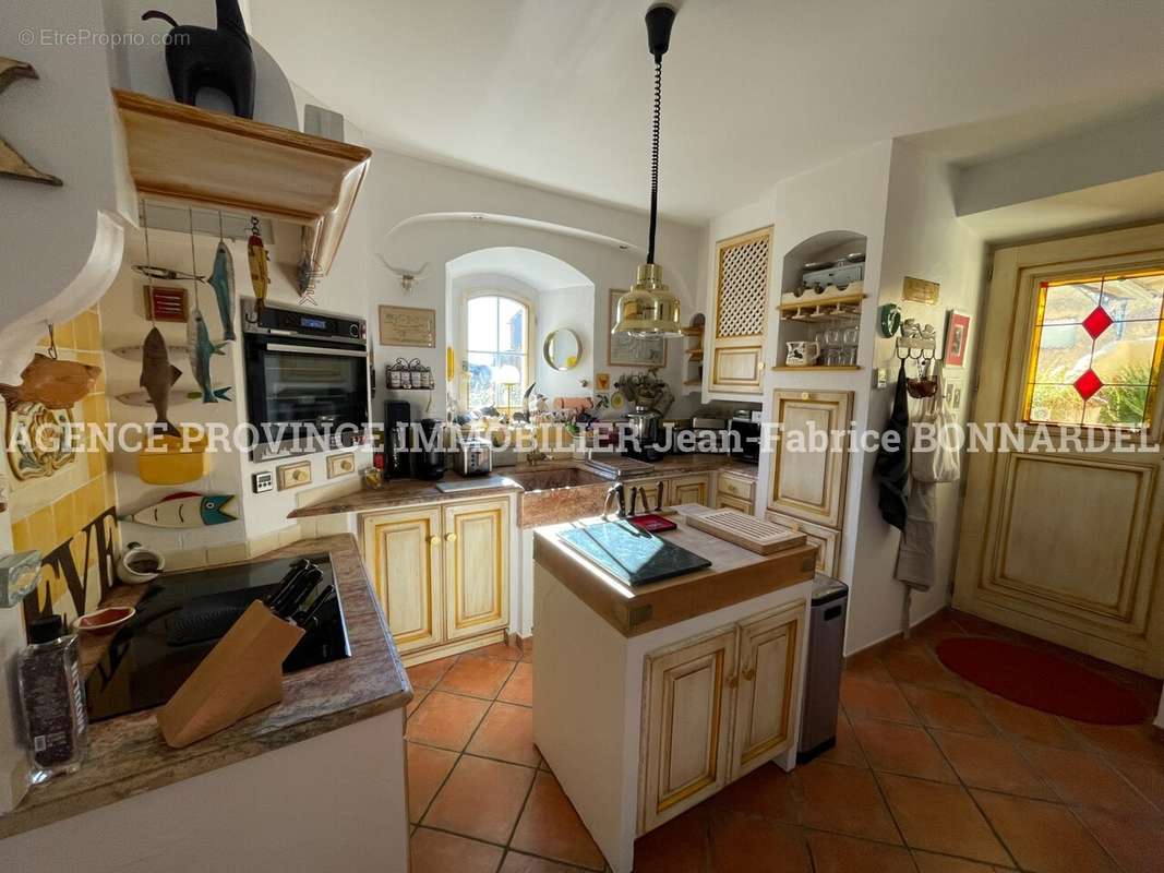 Maison à ROCHEBRUNE