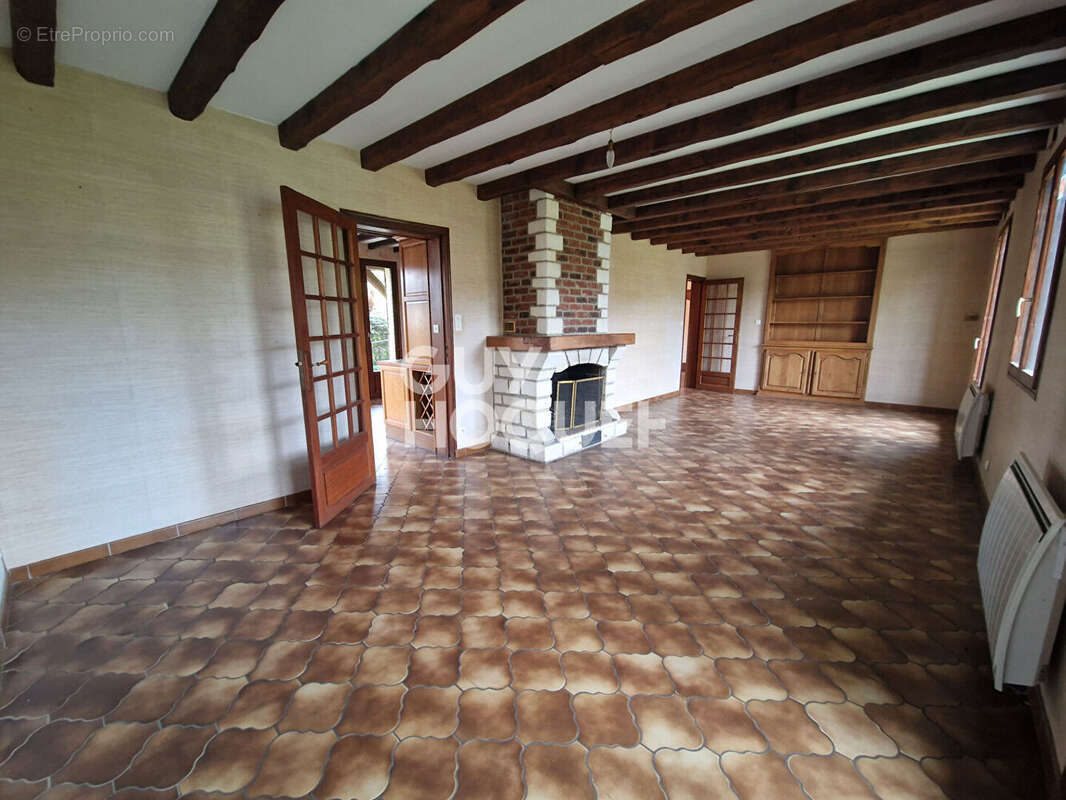 Maison à BRUYERES-ET-MONTBERAULT