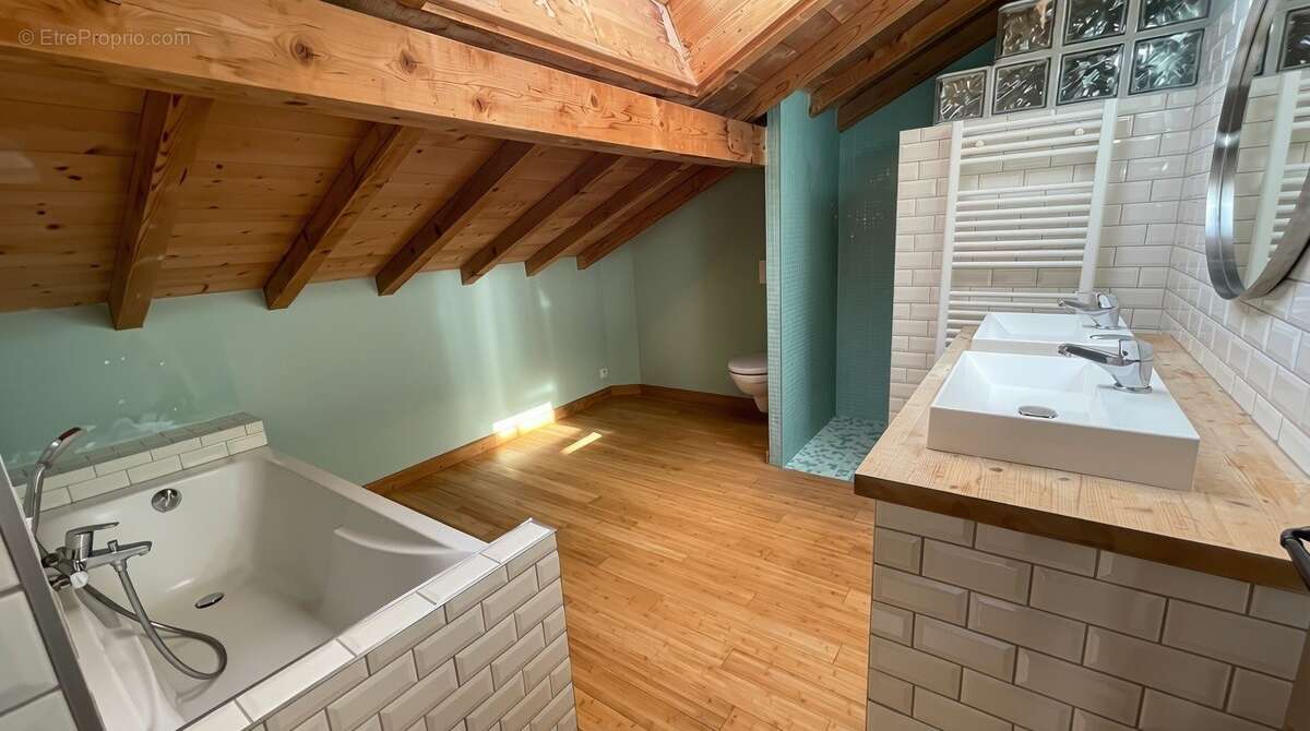 Maison 123 m² à Samoens  - photo 7