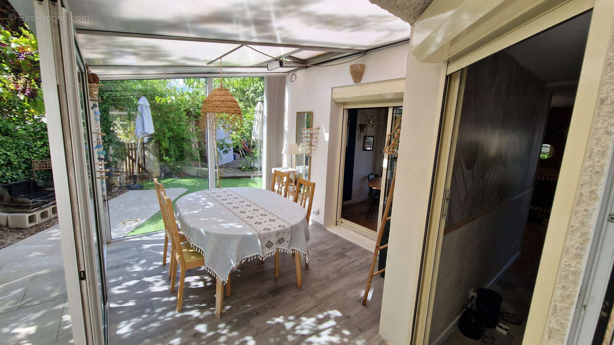 Maison à SAINT-GELY-DU-FESC