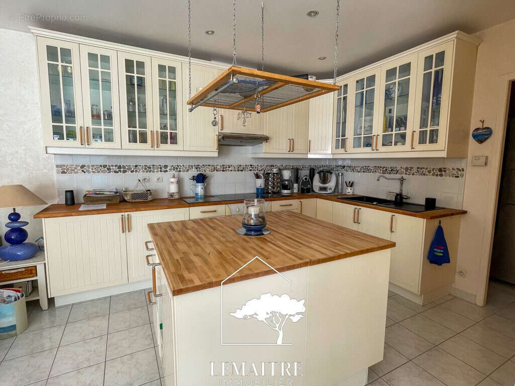 Au calme, maison plain pied 4 chambres + jardin d'hiver, piscine et garage ! - photo 19