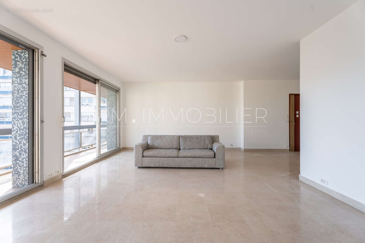 Appartement à MARSEILLE-8E