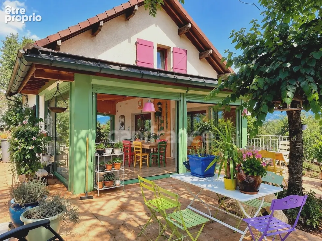 Maison à SAINT-LUPICIN