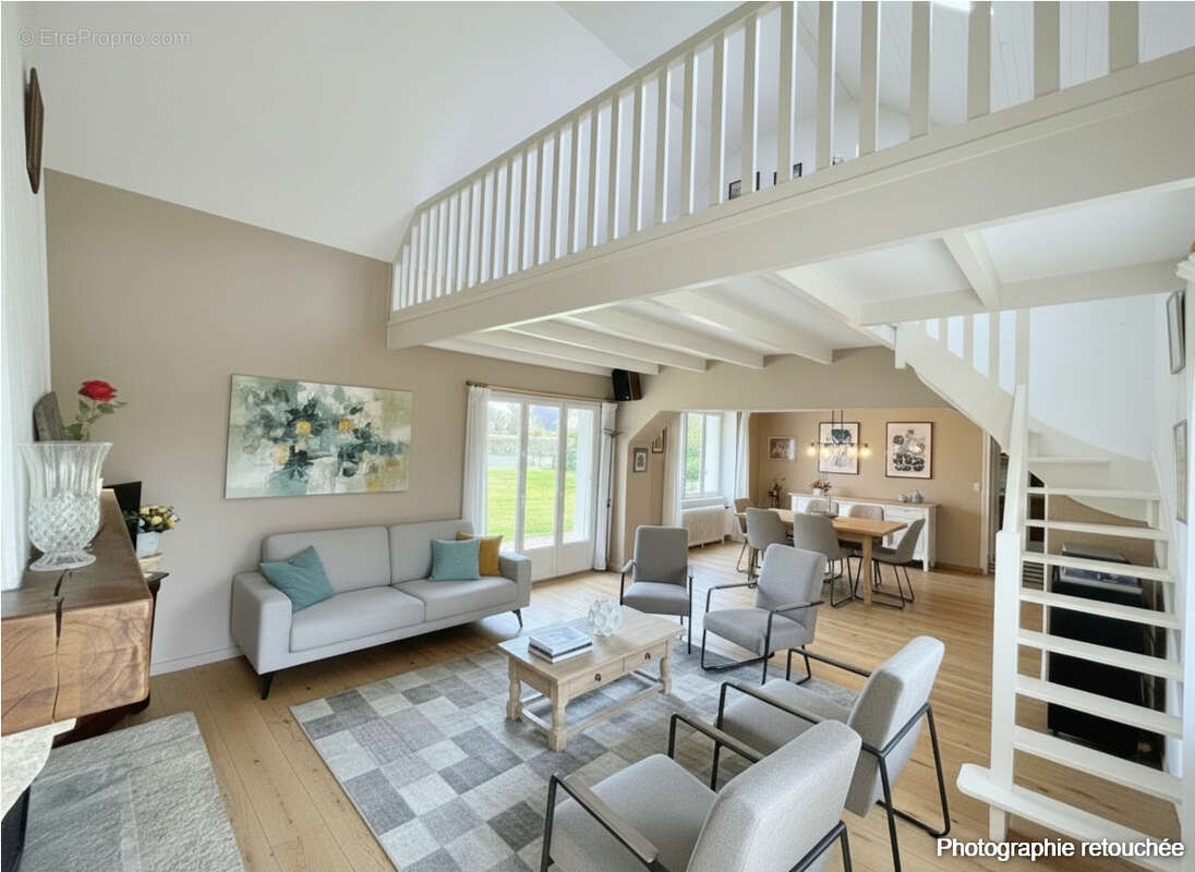 Maison à SAINT-THONAN