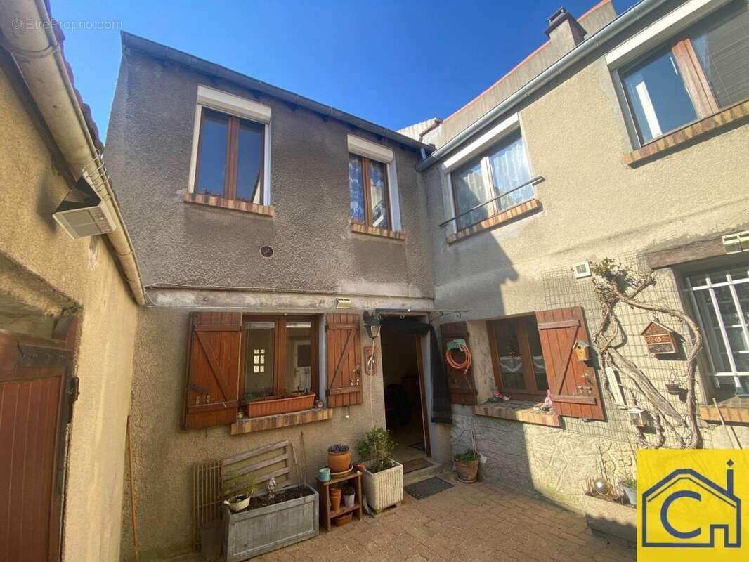 Maison à CORMEILLES-EN-PARISIS