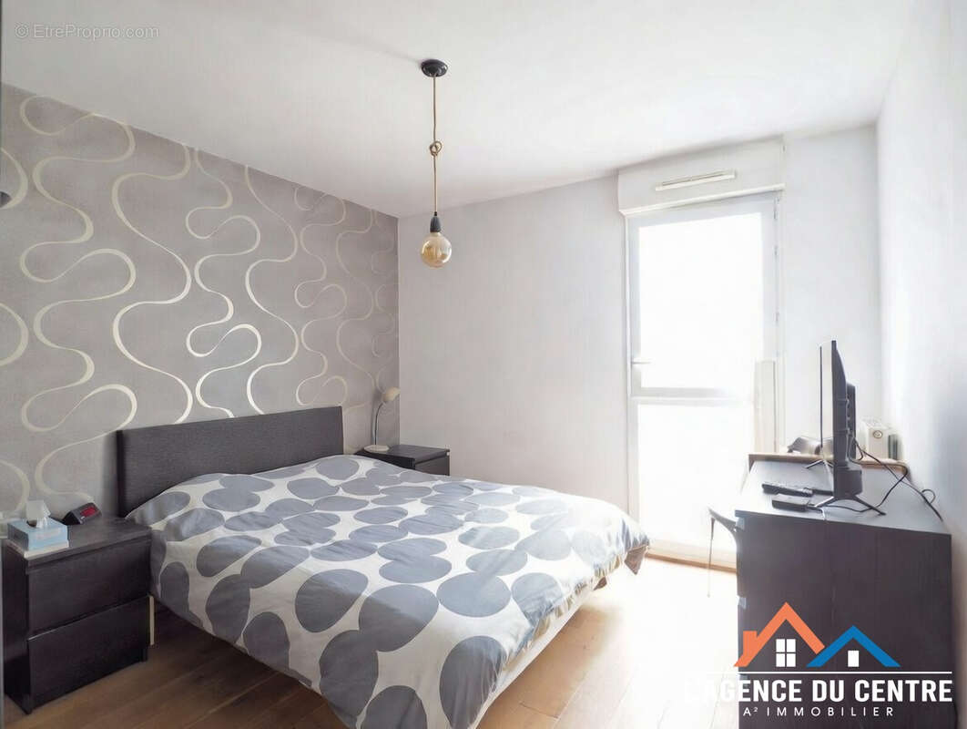 Appartement à CHANTELOUP-LES-VIGNES