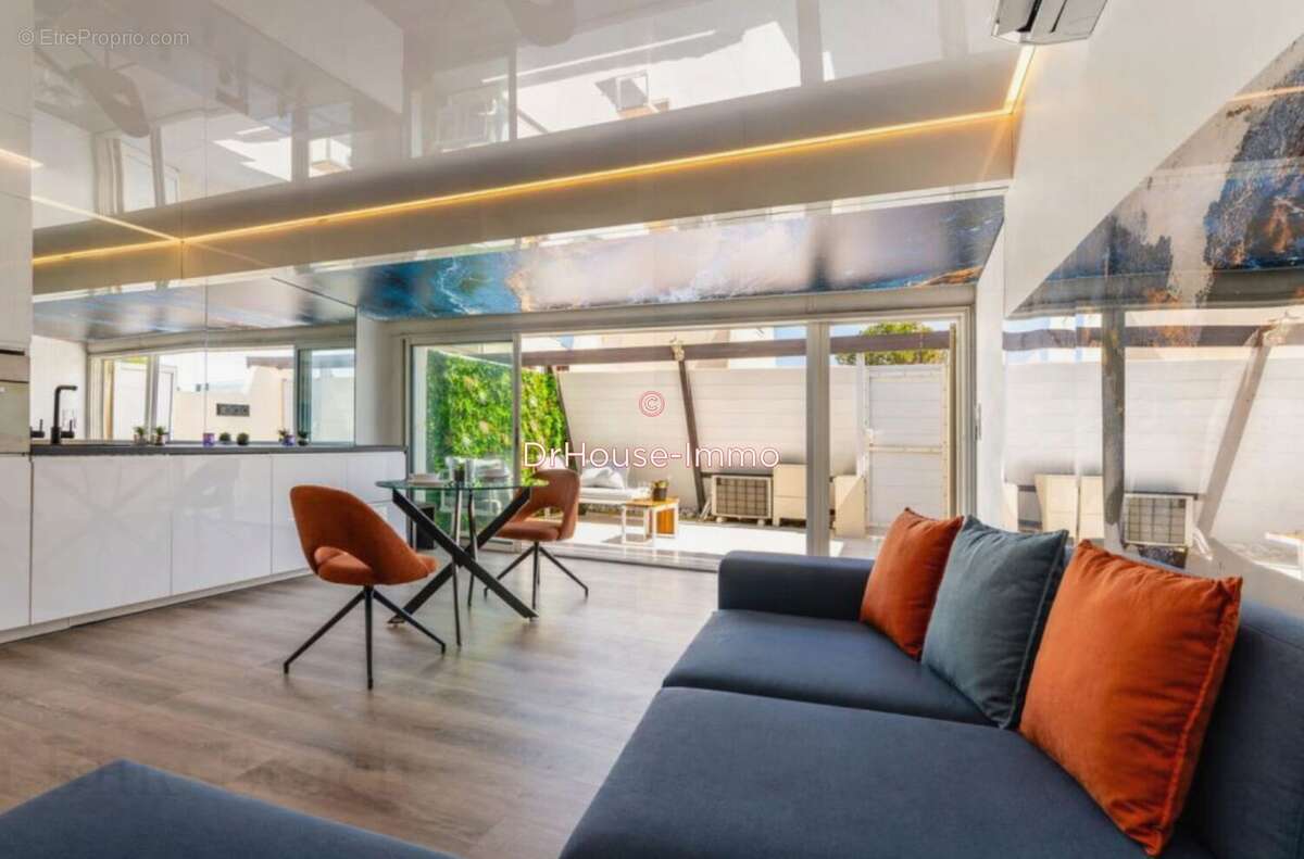 Maison 35 m² à Agde  - photo 2