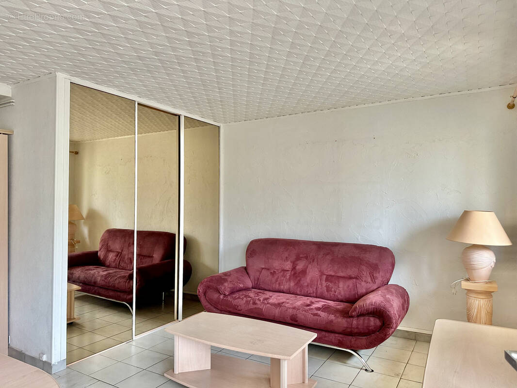 Appartement à FONTAINE