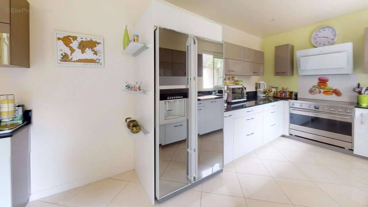 Maison à PONTAULT-COMBAULT