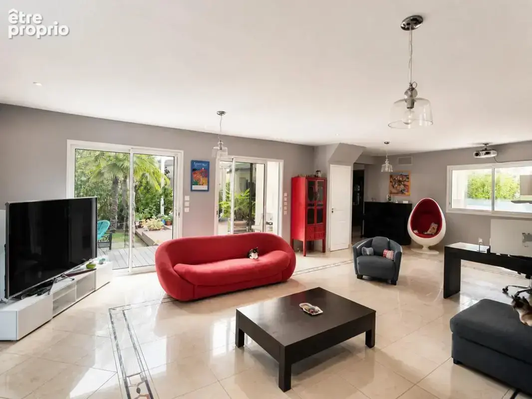 Maison de 8 pièces d'environ  210 m² à Héricy - photo 6