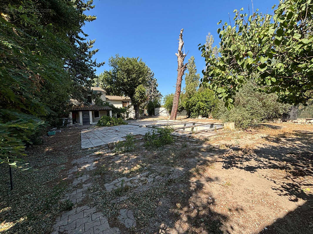 Maison 110m² à châteaurenard - photo 2