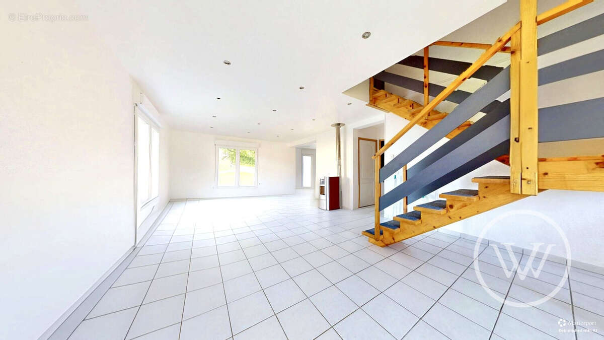Maison 126 m² à Vernierfontaine  - photo 2