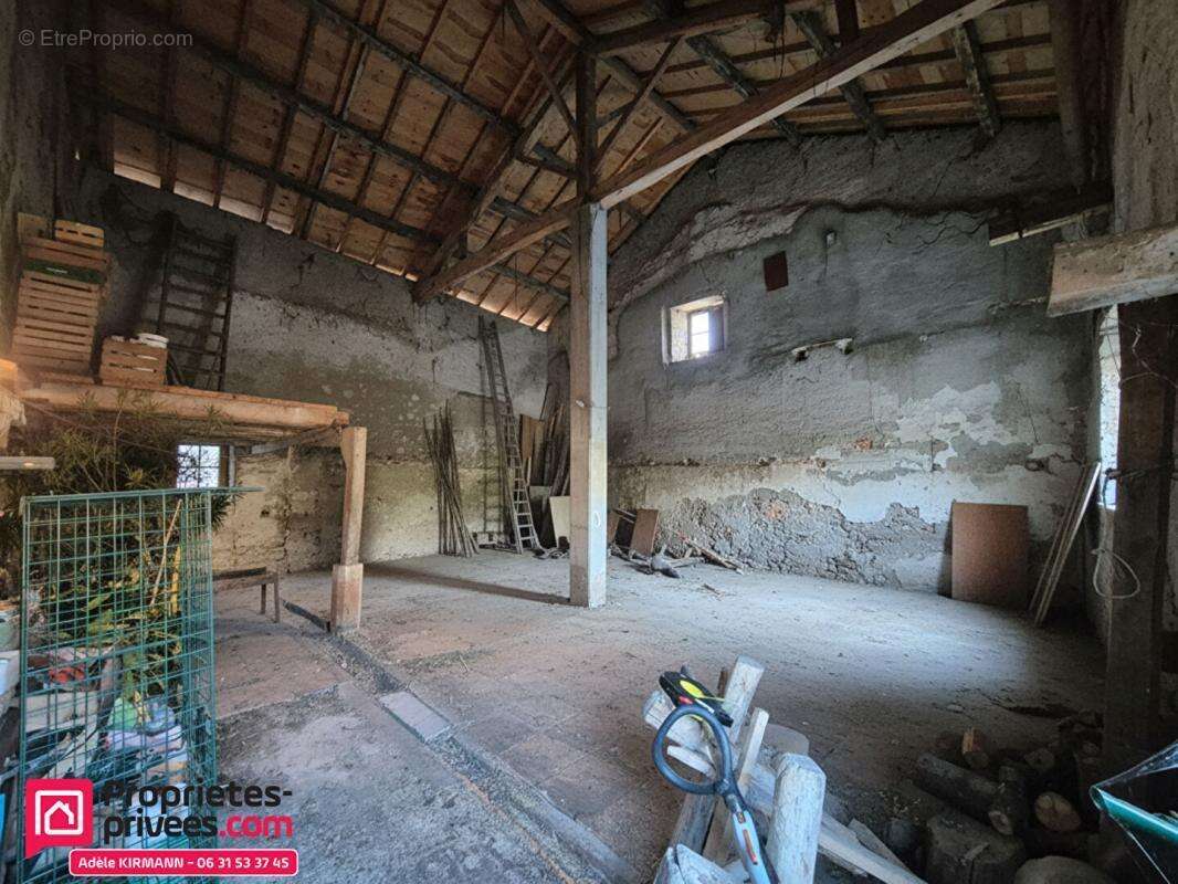 Ferme Gessienne et terrain constructible - Farges 01550 - photo 5