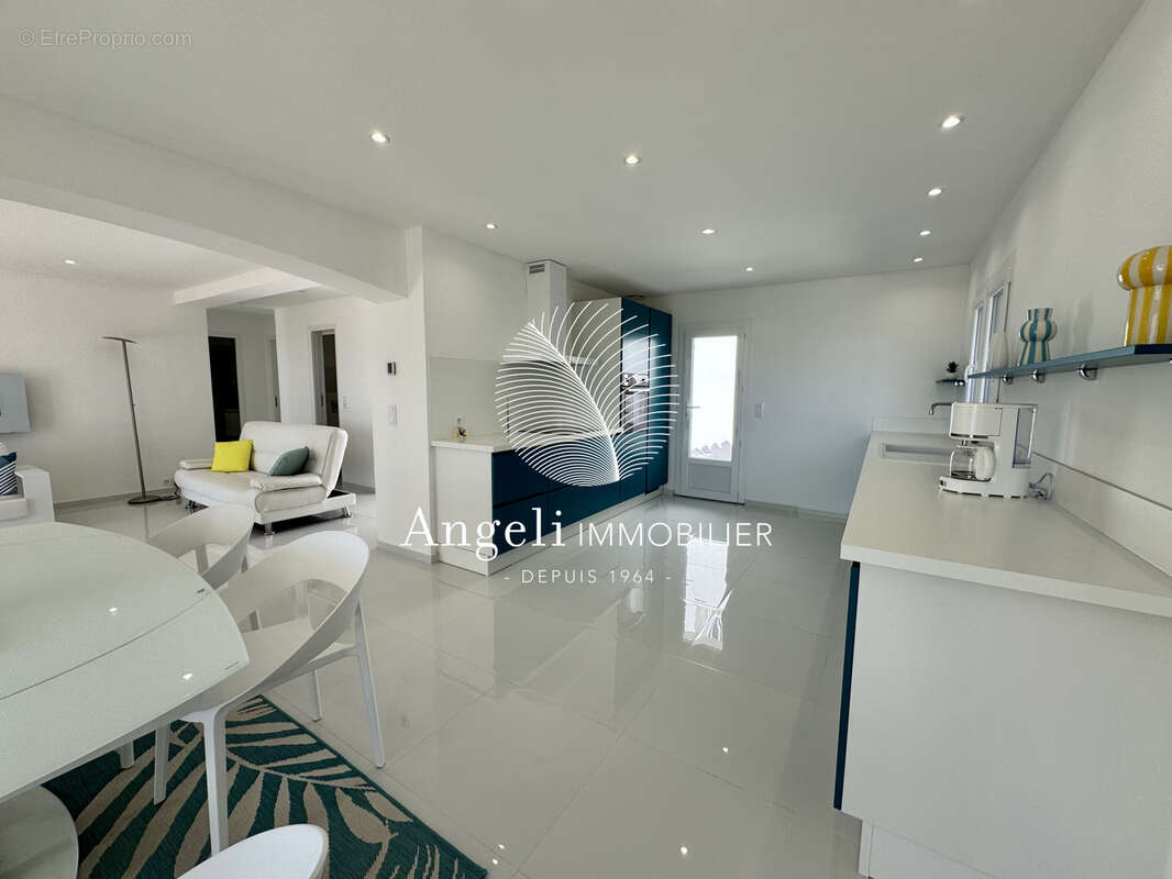 Maison à FREJUS