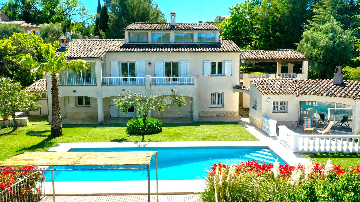 Maison à CABRIS