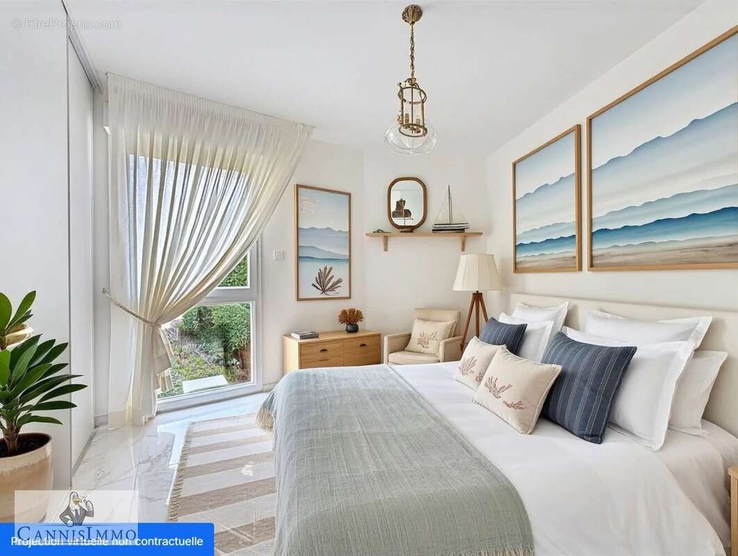 Appartement à MANDELIEU-LA-NAPOULE