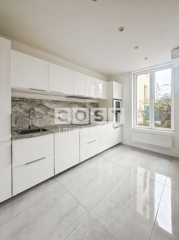 Appartement à ASNIERES-SUR-SEINE