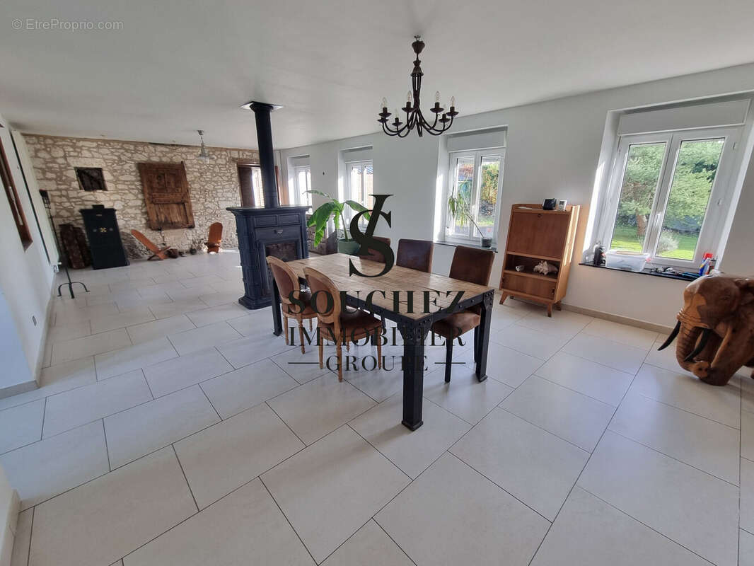 Maison à CAMBLAIN-L&#039;ABBE