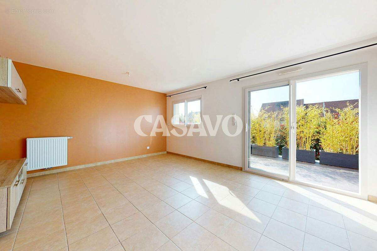 Vente Maison 4 pièces de 84m² - 77124 Chauconin-Neufmontiers - photo 2