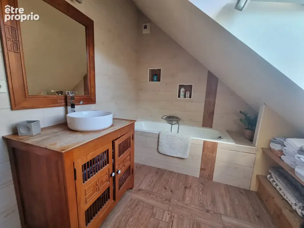 Maison Isigny Le Buat de 135 m2 - photo 12