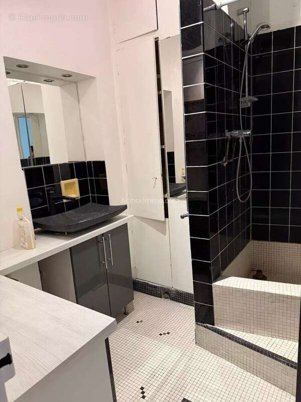 Appartement à PARIS-5E