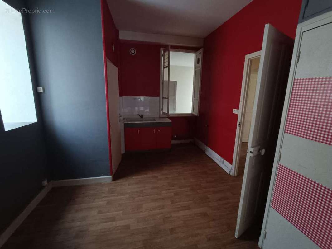 Appartement 85 m² à Tulle  - photo 26