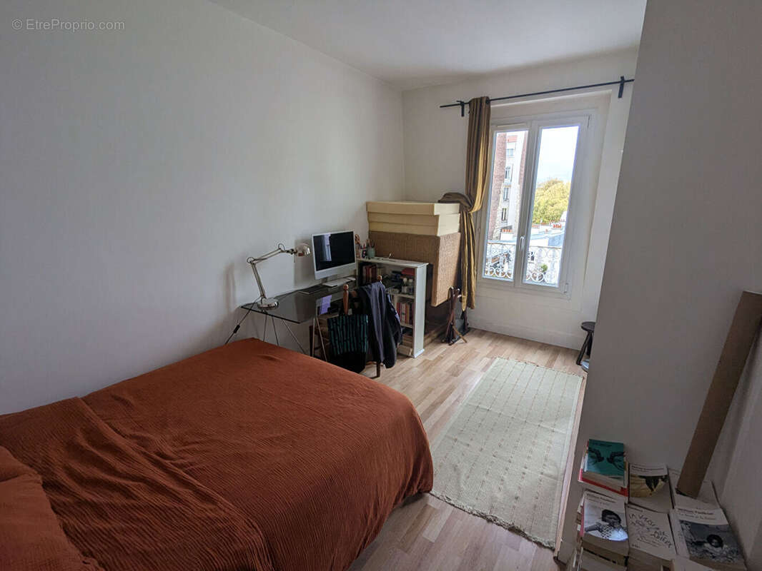 Appartement à PARIS-20E