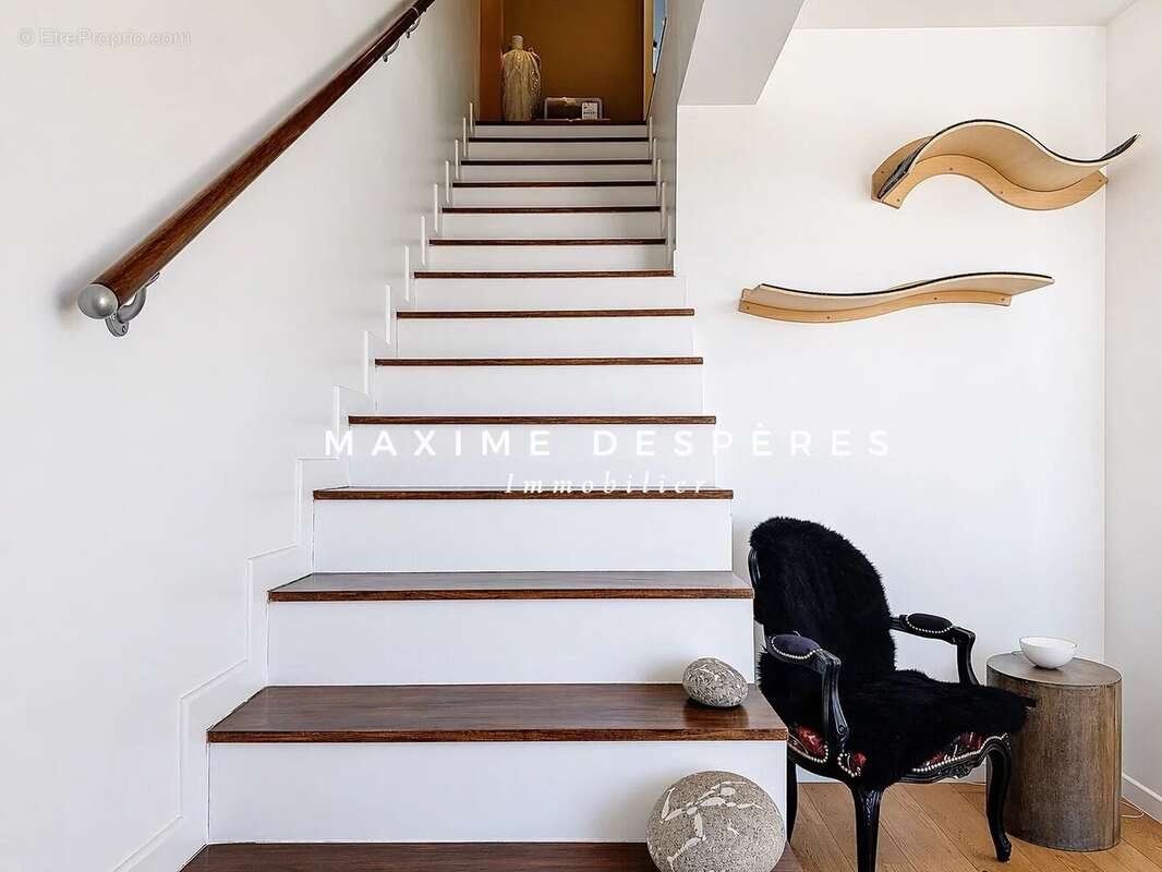 Appartement à SURESNES