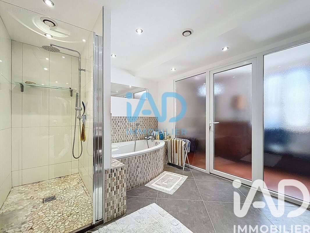 Photo 8 - Maison à SAINT-LYS